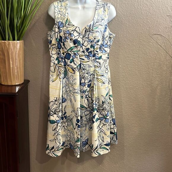 #466 DB established 1962, 14 floral flare dress with pockets juniors size 16 - Picture 1 of 13